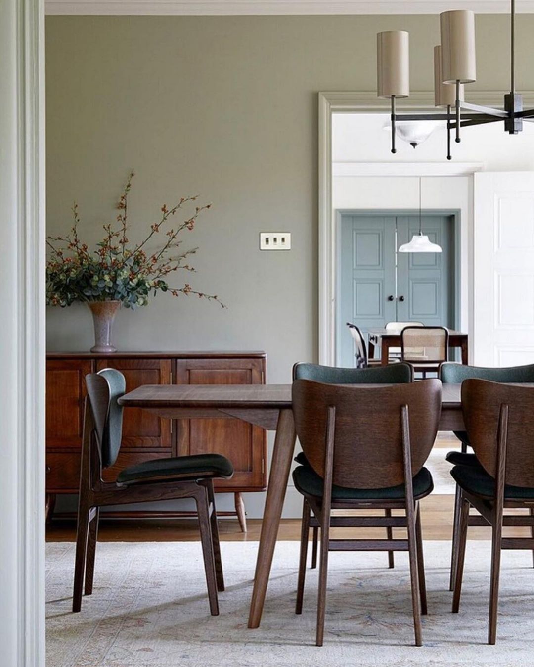 pilihan warna cat ruang makan 01 » Warna Cat Ruang Makan untuk Memberikan Kenyamanan dan Meningkatkan Mood